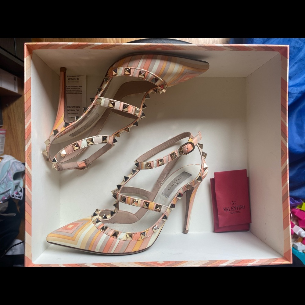 Valentino Garavani Heels